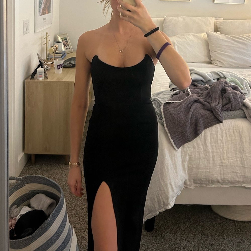Superdown Black Maxi Dress